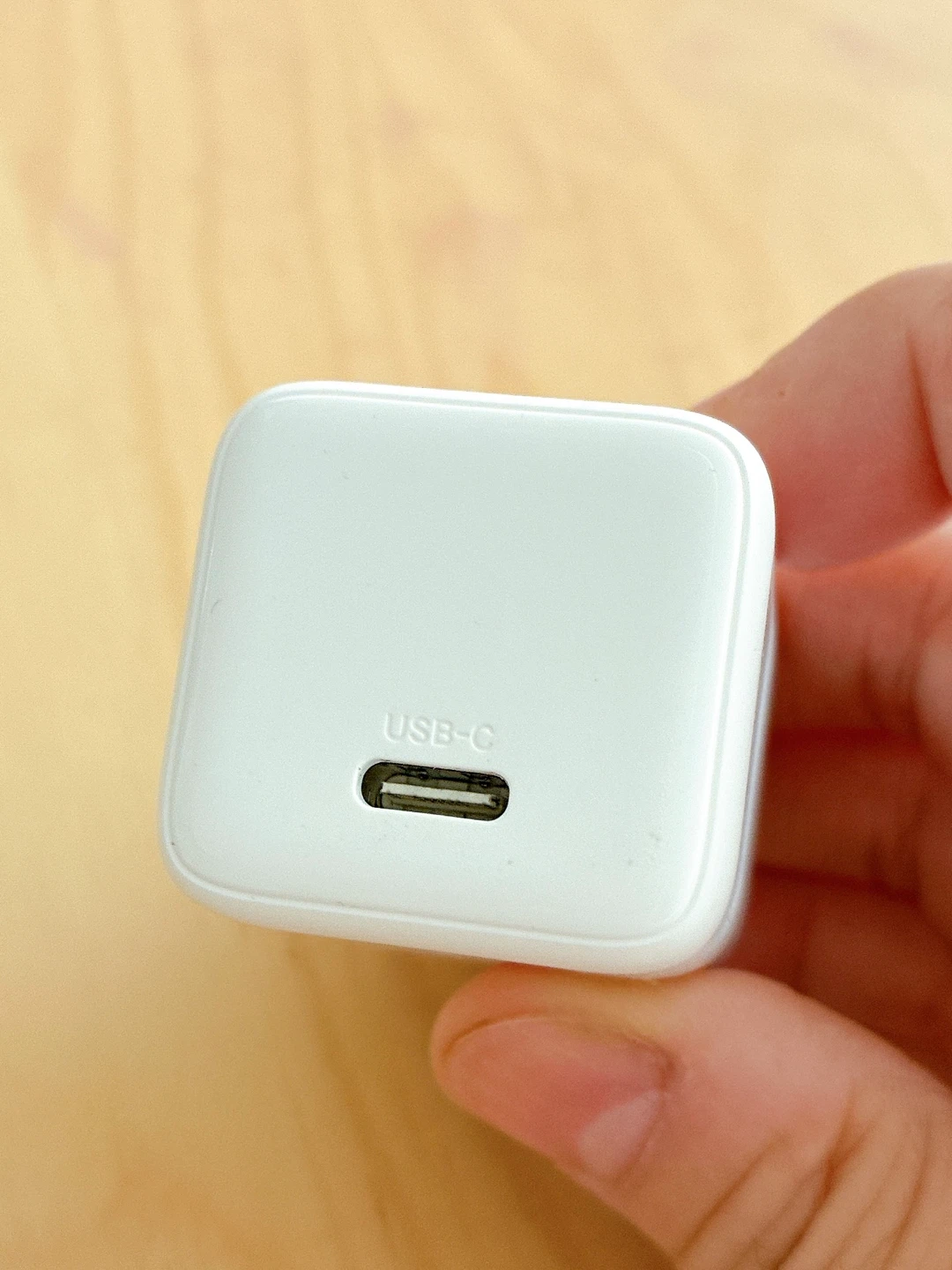 UGREEN 30W USB-C Wall Charger - photo 3