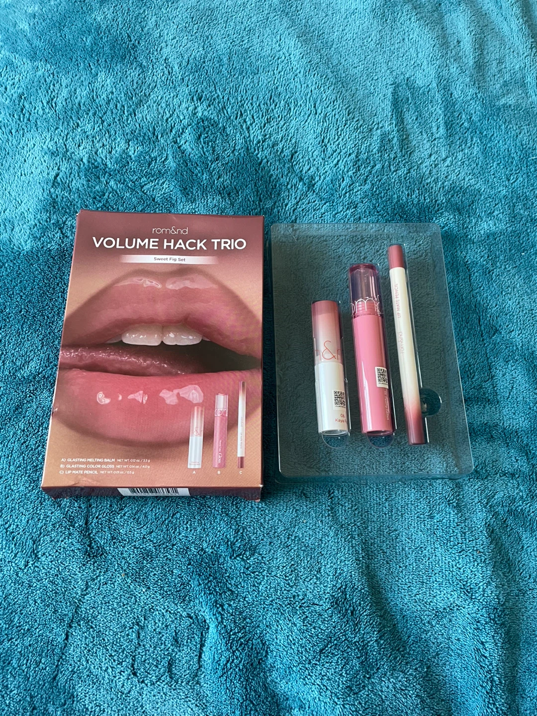 Lip, three-piece set lip, liner, lip, gloss with matte lipstick - photo 3