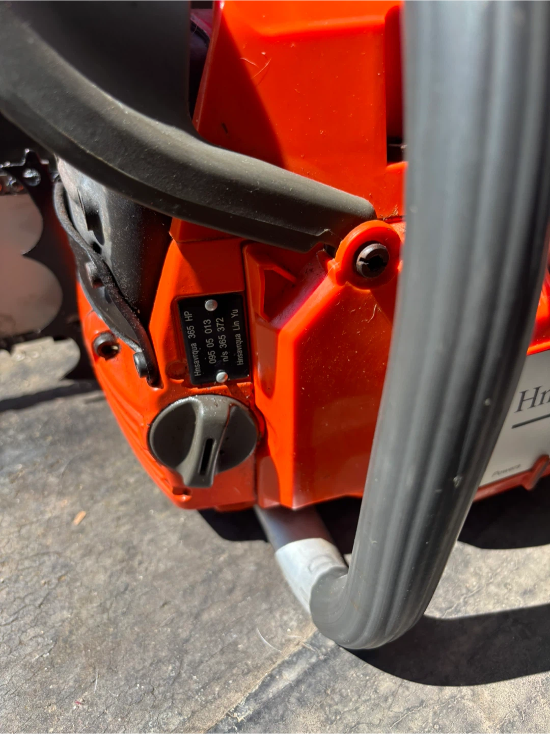 Husqvarna 365 Chainsaw - photo 3