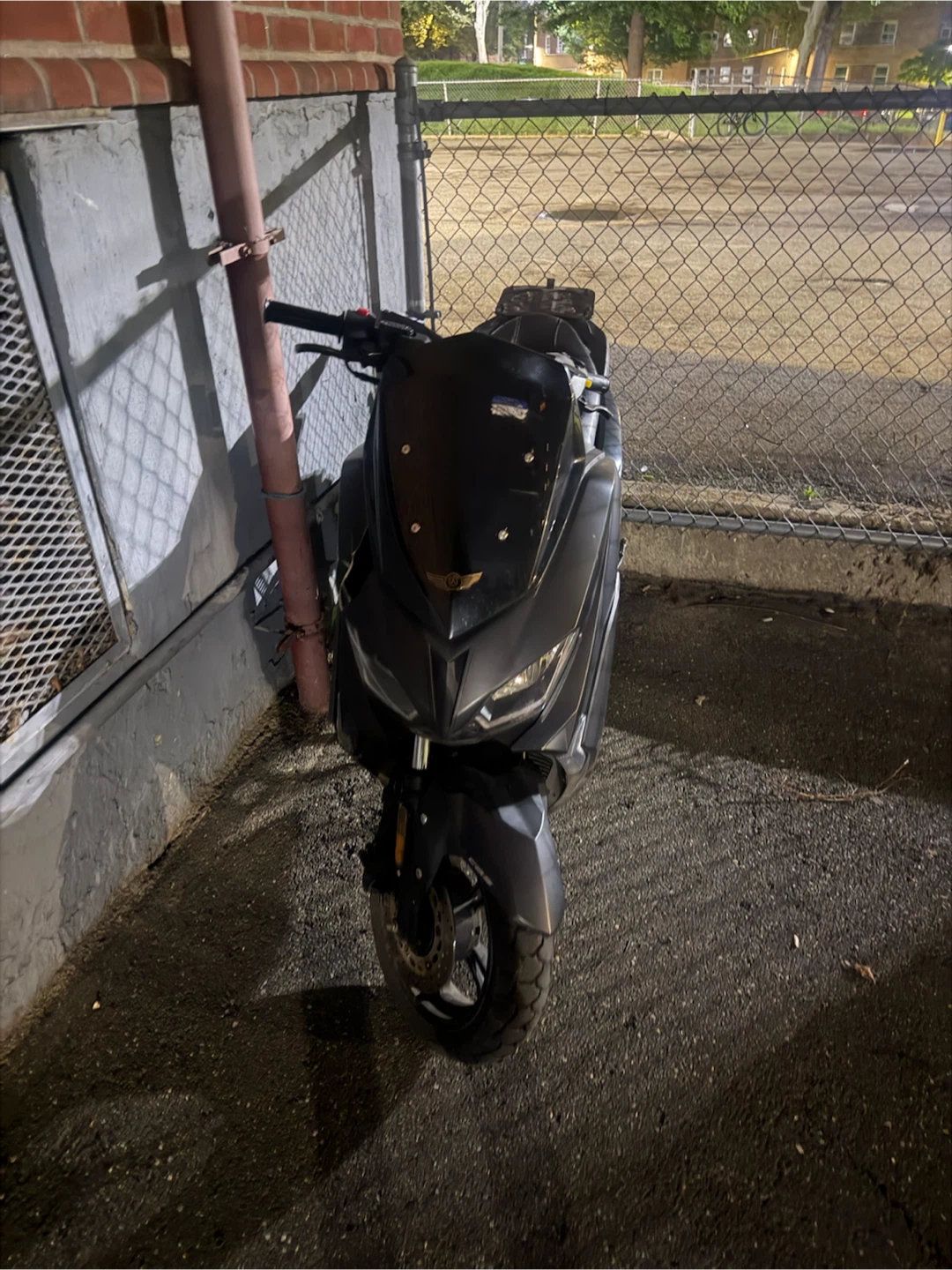 200CC QMAX FLYWINGB - photo 3