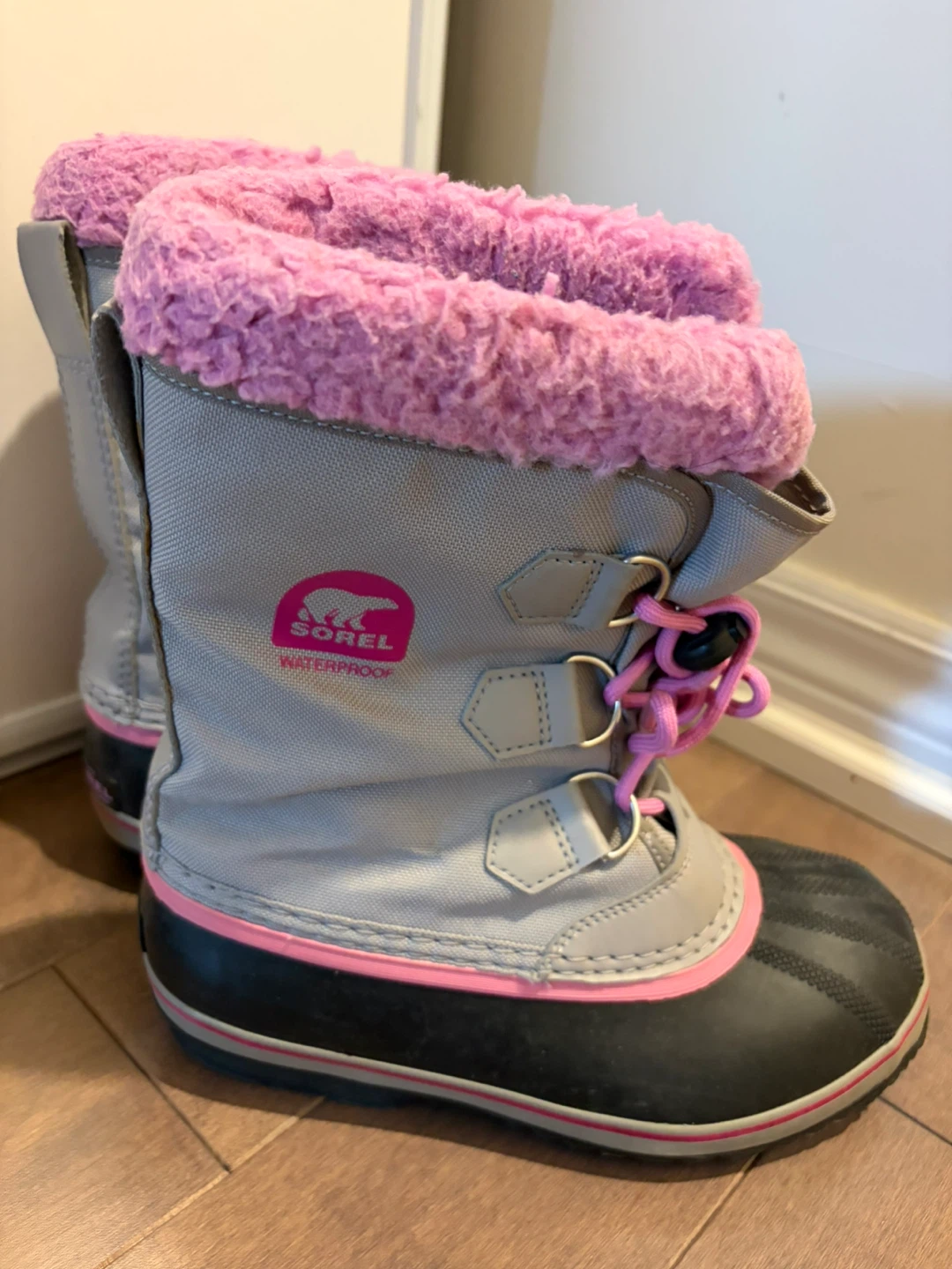 Sorel Girls Waterproof Winter Boots Pink Girls Size 4 - photo 2