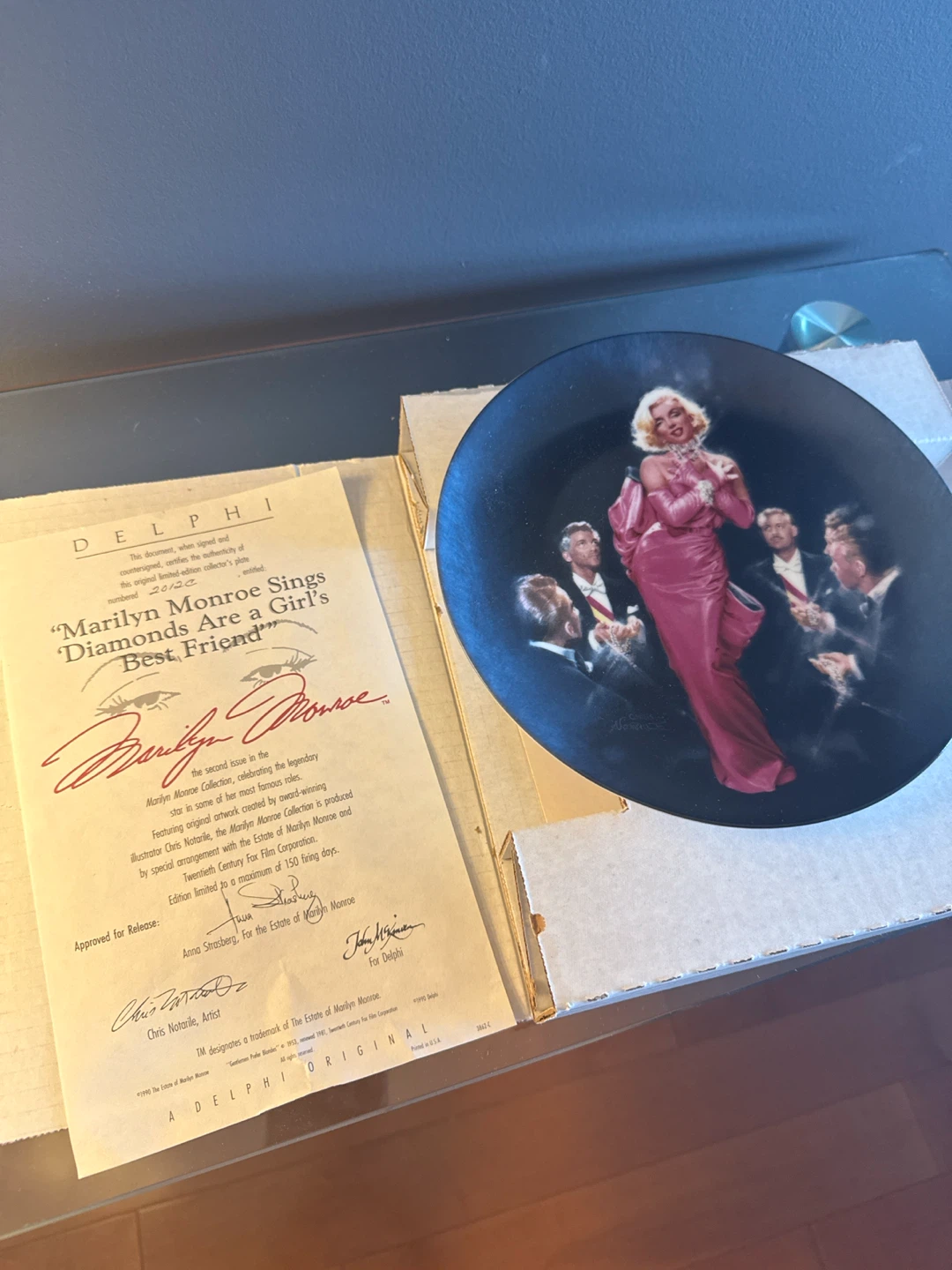 Delphi Marilyn Monroe Sings Collector Plate
