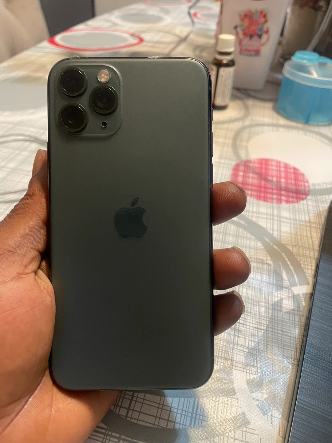 Apple iPhone 11 Pro - photo 3