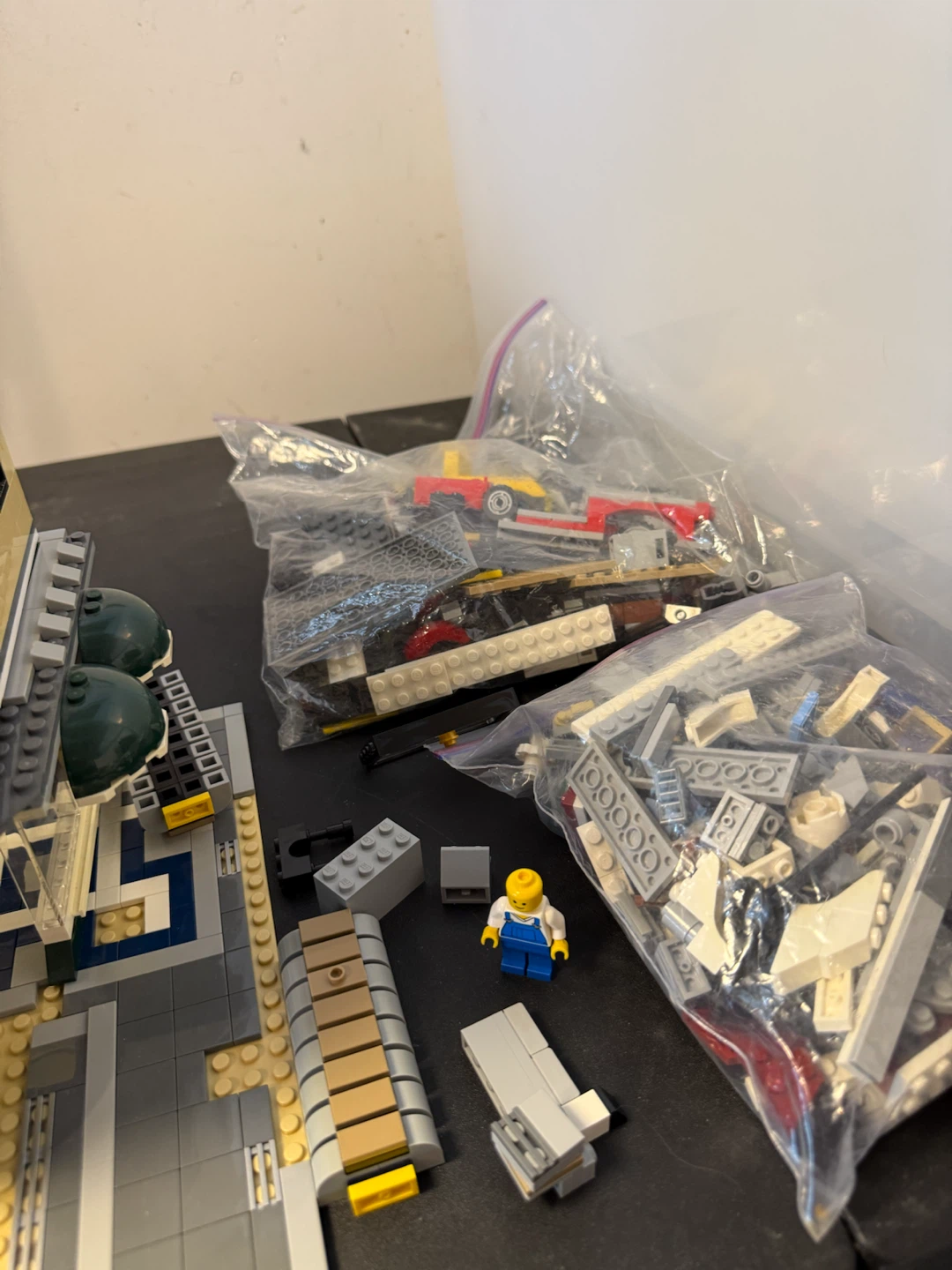 Box full of Miscellaneous. Lego - photo 3