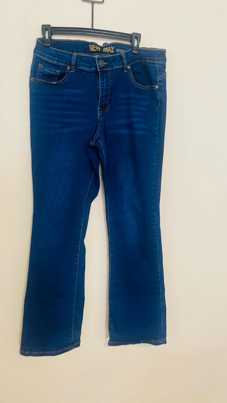 New Max bootcut jeans size 12 - photo 2