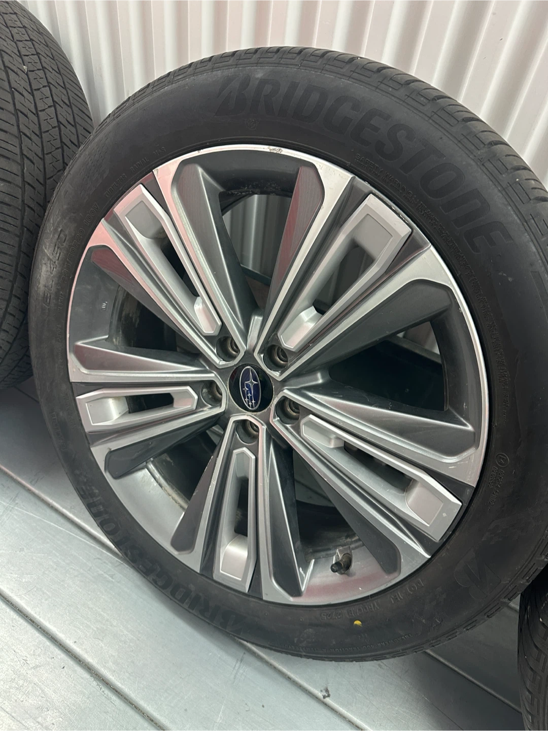 Subaru 20 inch Wheel with Bridgestone Turanza EL450 Tire - photo 3