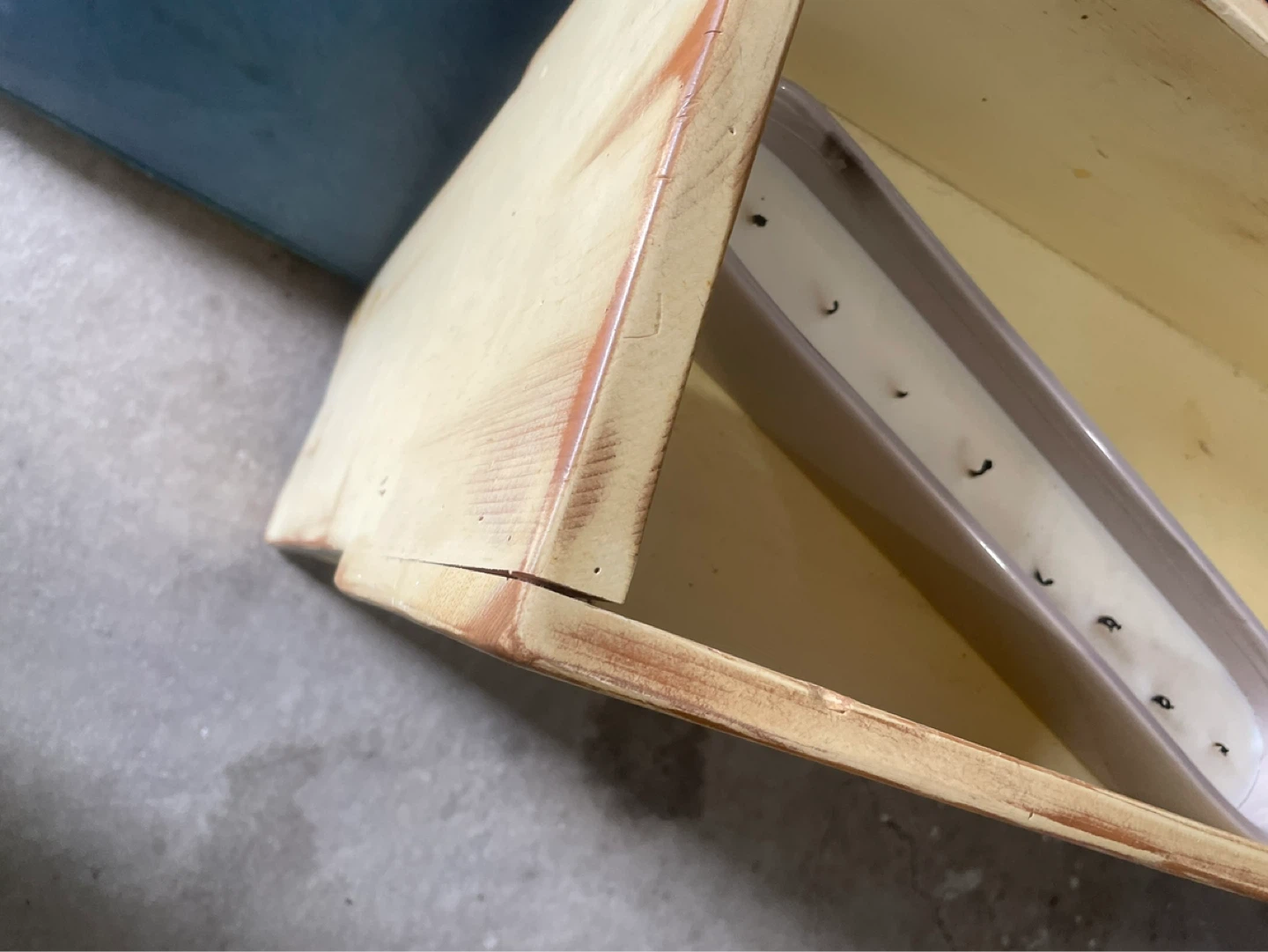 Rustic cream wooden planter stand - photo 5