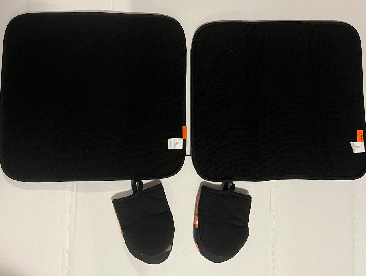 Disney Halloween Mickey & Friends Dish Mats & Oven Mitts Set - photo 2