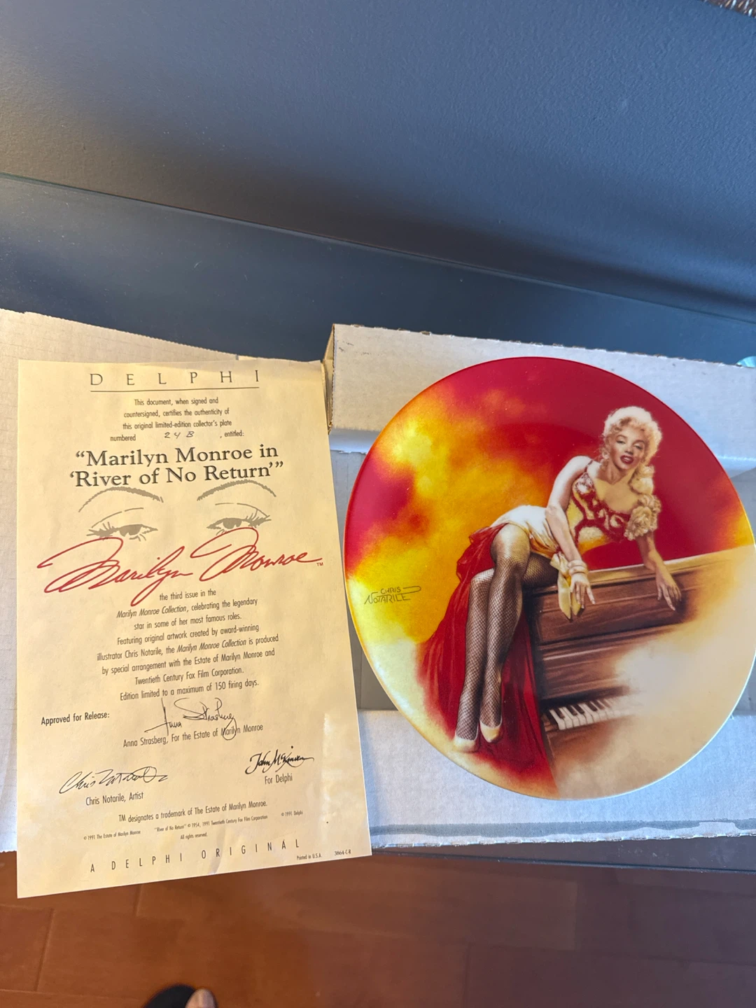 Delphi Marilyn Monroe River of No Return Collector Plate