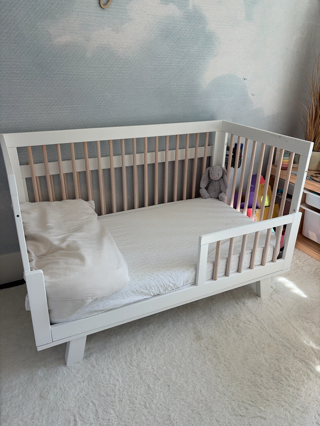 BABYLETTO Hudson 3-in-1 Convertible Crib