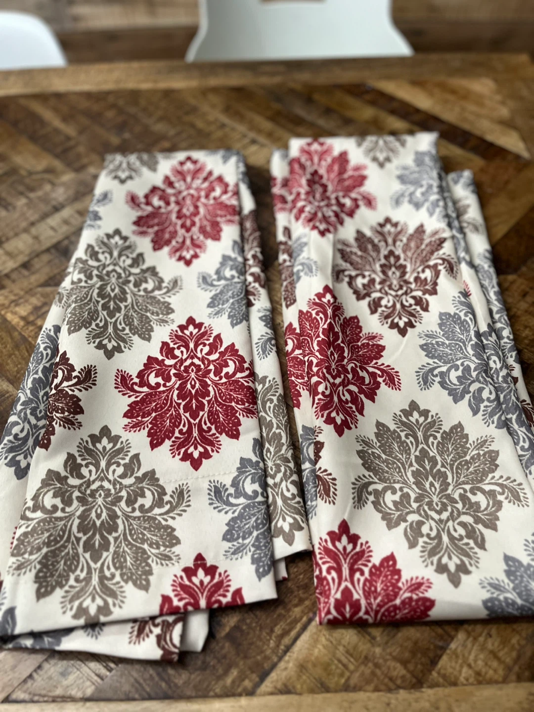 Mainstays Mini Damask Panel Pair Burgundy 28"x84" - photo 2