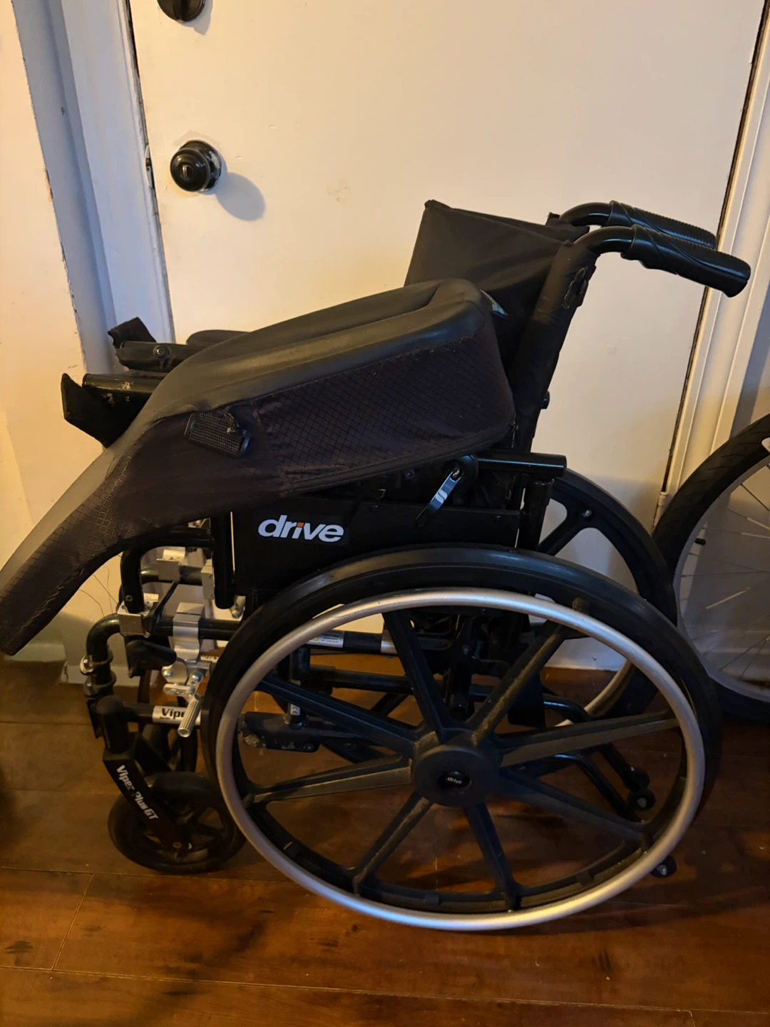 Wheelchair - Drive Medical Viper Plus GT