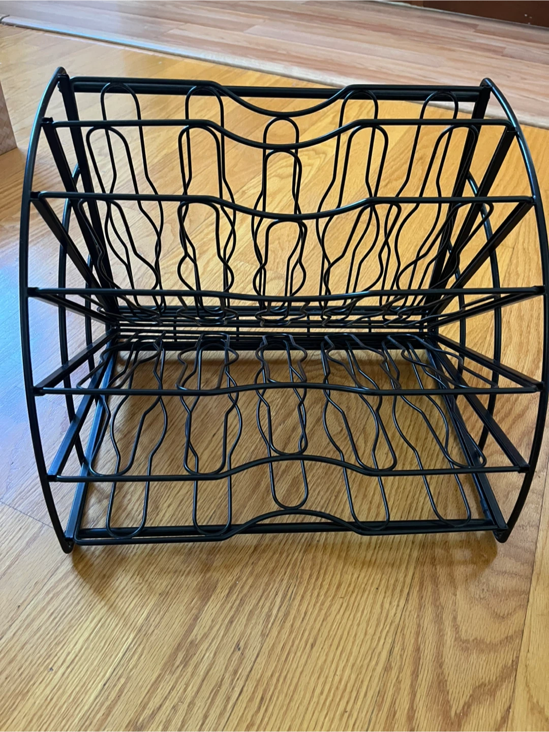 Vintage style Black Metal Wire Magazine/Mail Folder