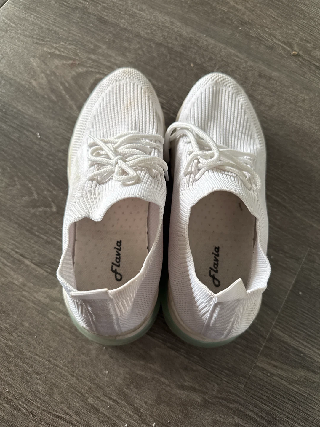 2 pairs sneakers size 38