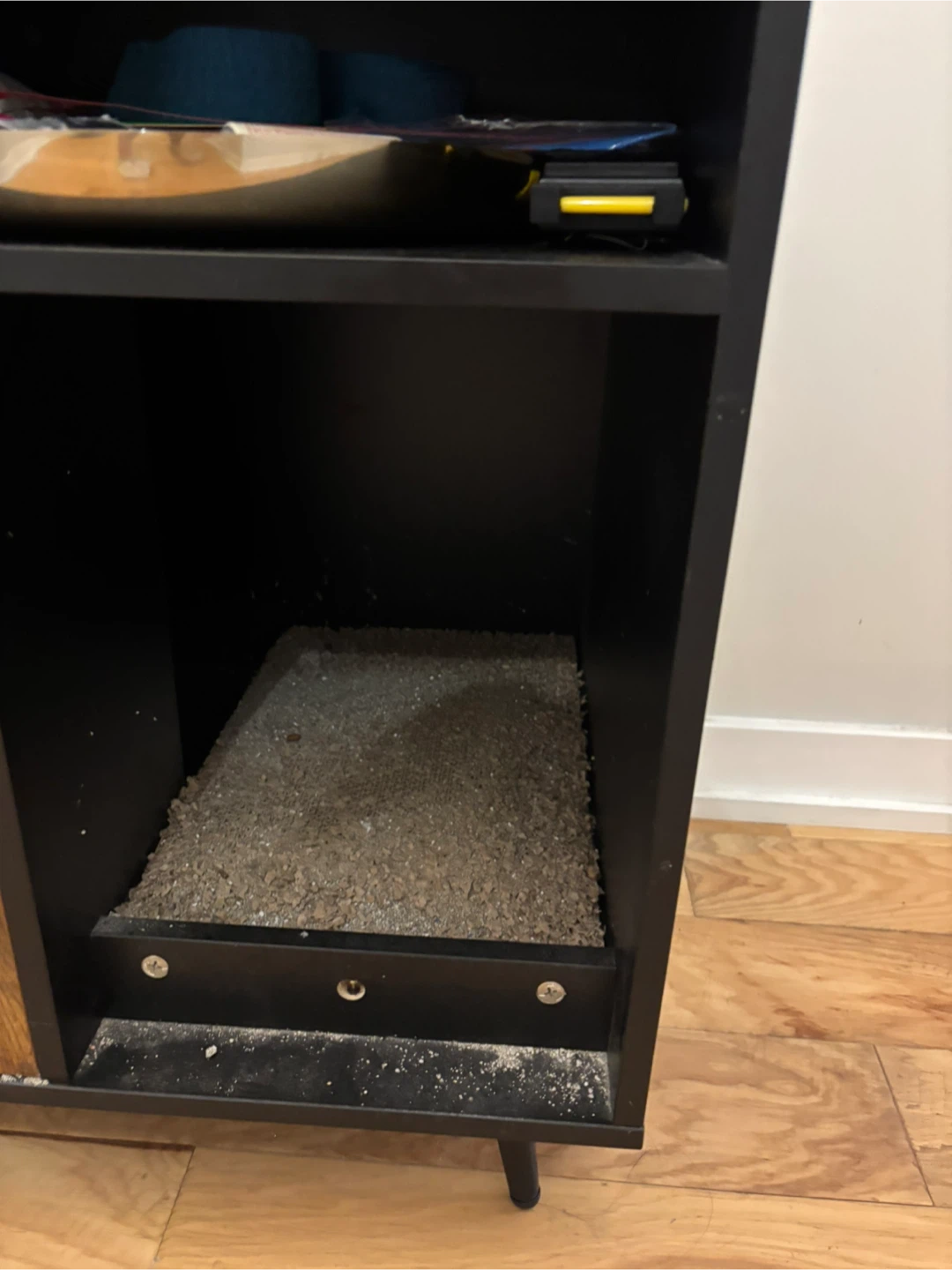 Modern cat litter enclosure cabinet - photo 2
