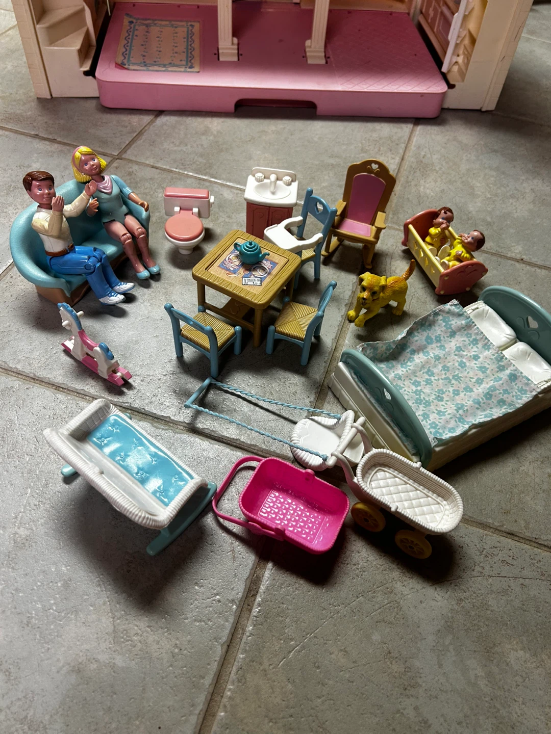 Fisher price dollhouse - photo 3