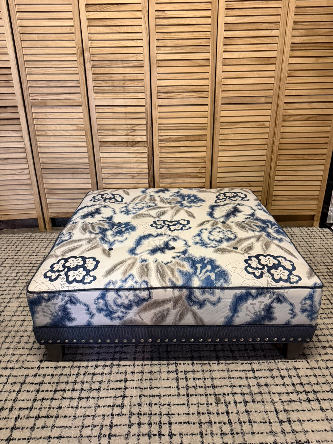 Upholstered Coffee Table Ottoman - photo 3