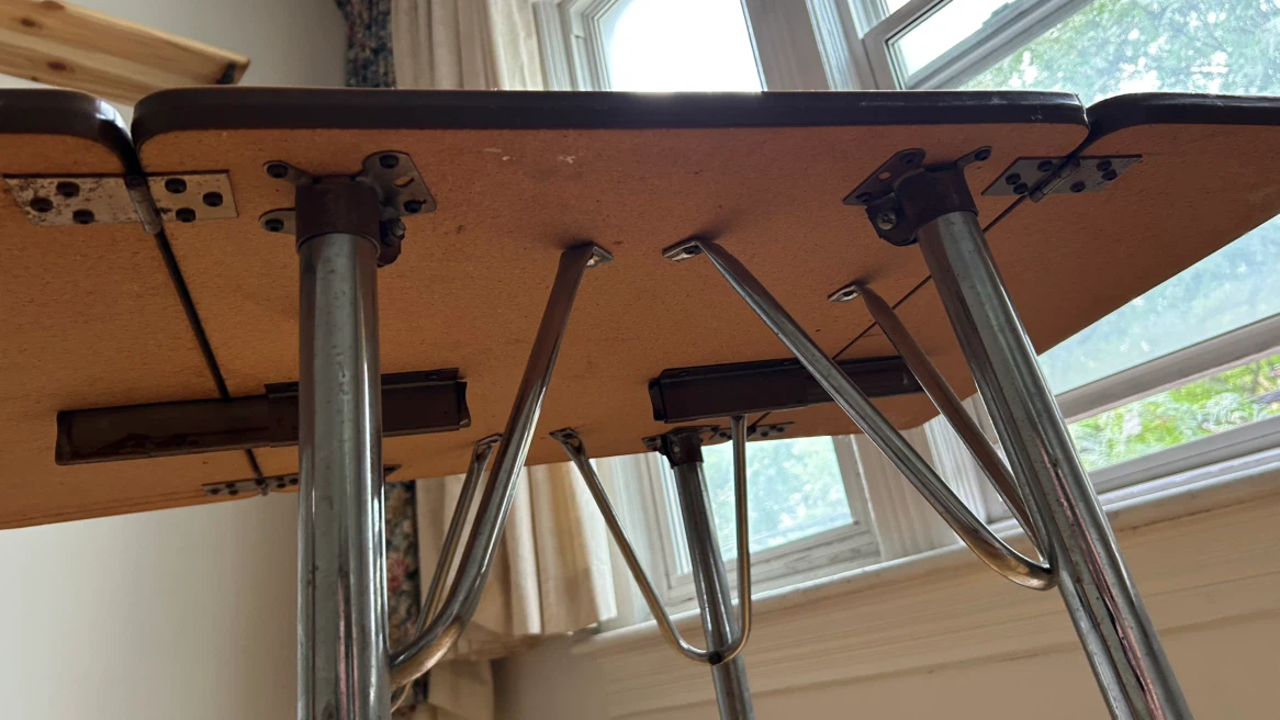 Drop Leaf Side Table - photo 4