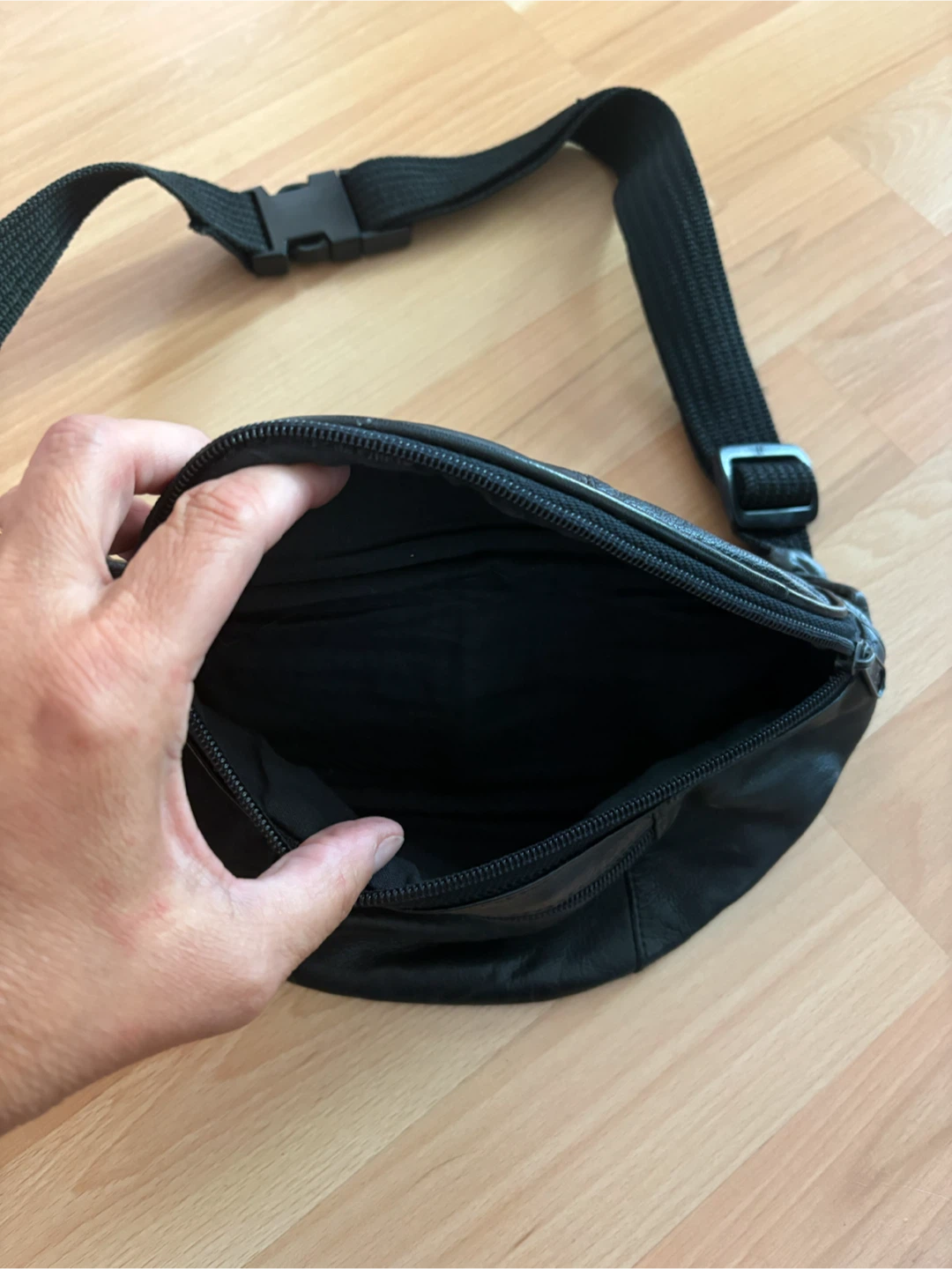 Leather Fanny Pack $5 firm - photo 3