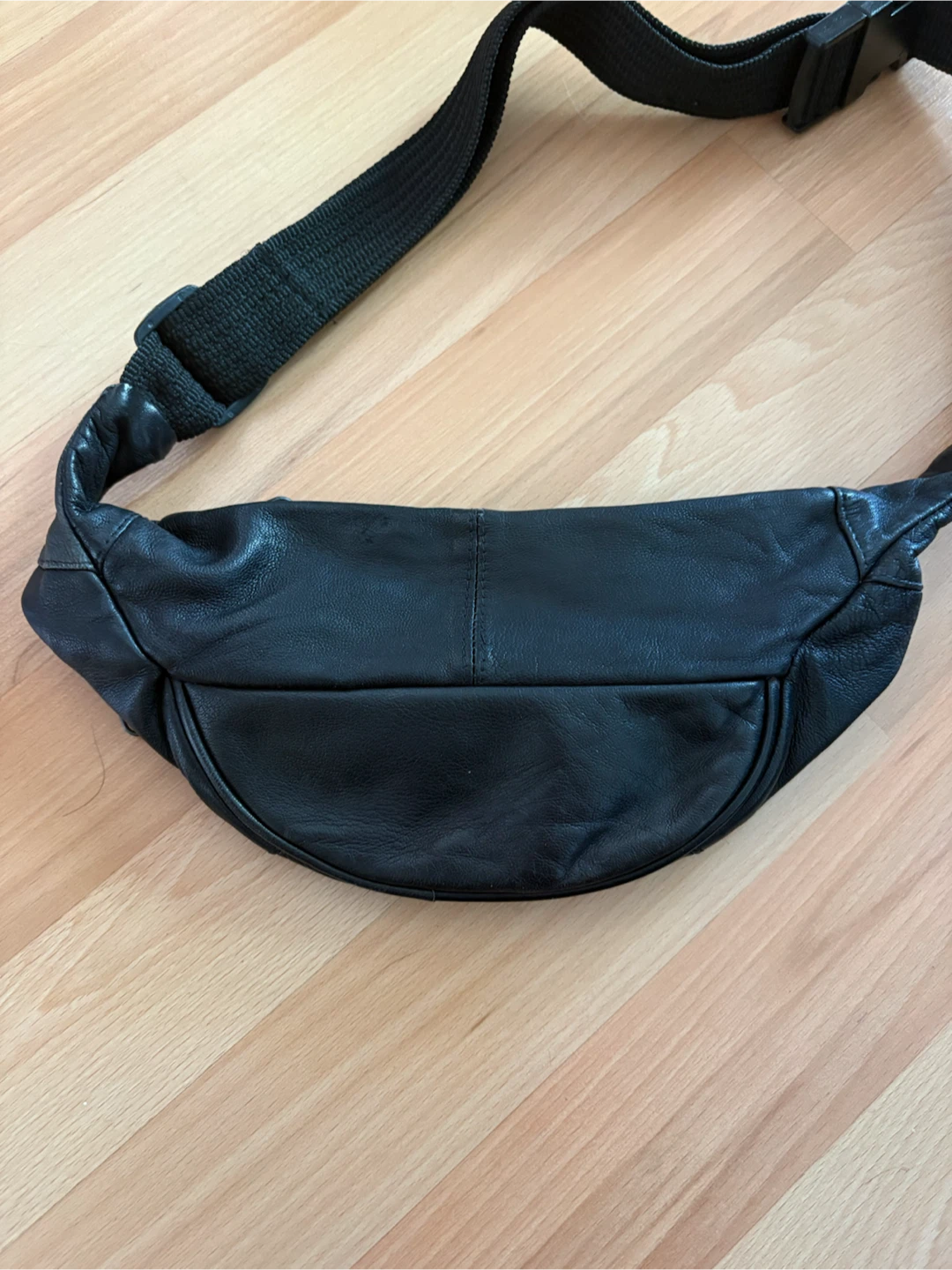 Leather Fanny Pack $5 firm - photo 4