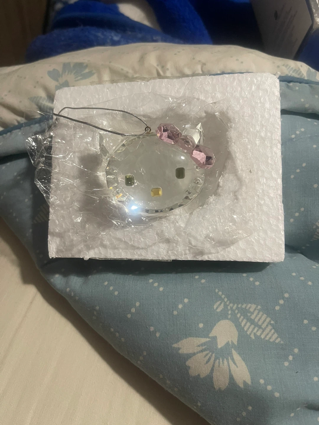 Hello Kitty crystal ornament - photo 2