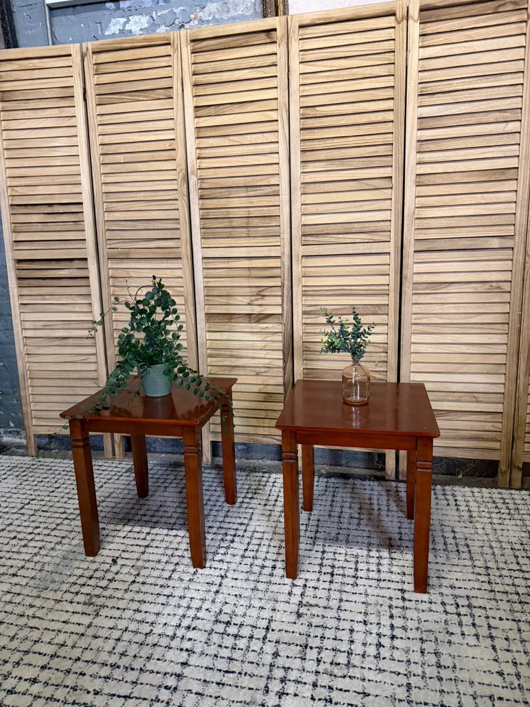 Set of 2 Cherry Finish Wood Side Tables - photo 2