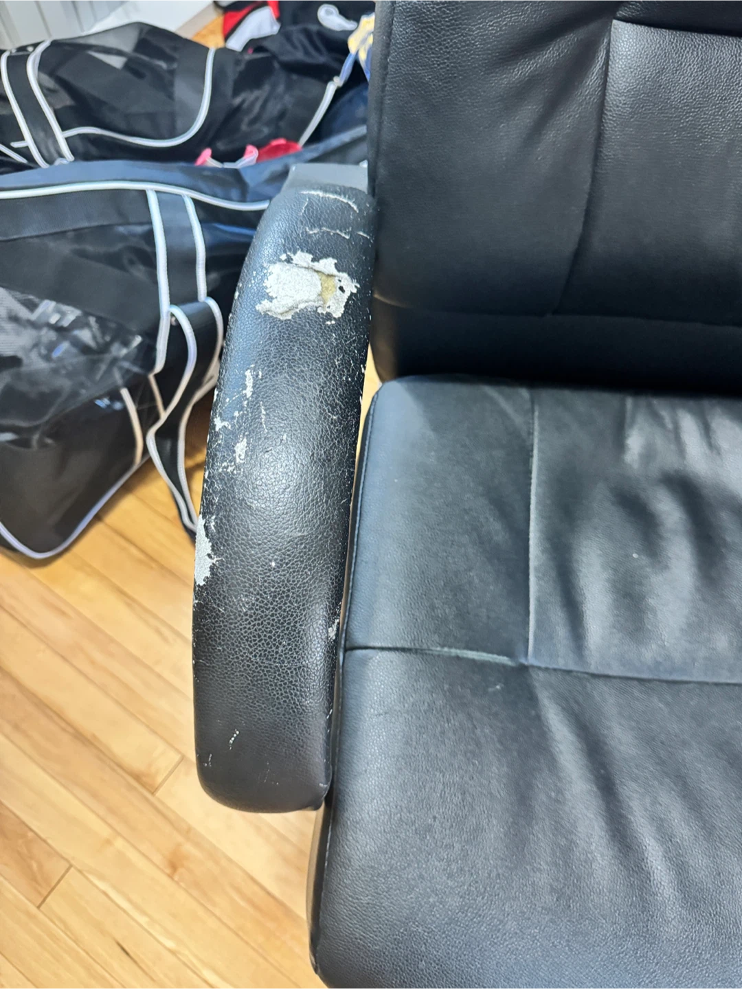 Black Faux Leather Office Chair - photo 2