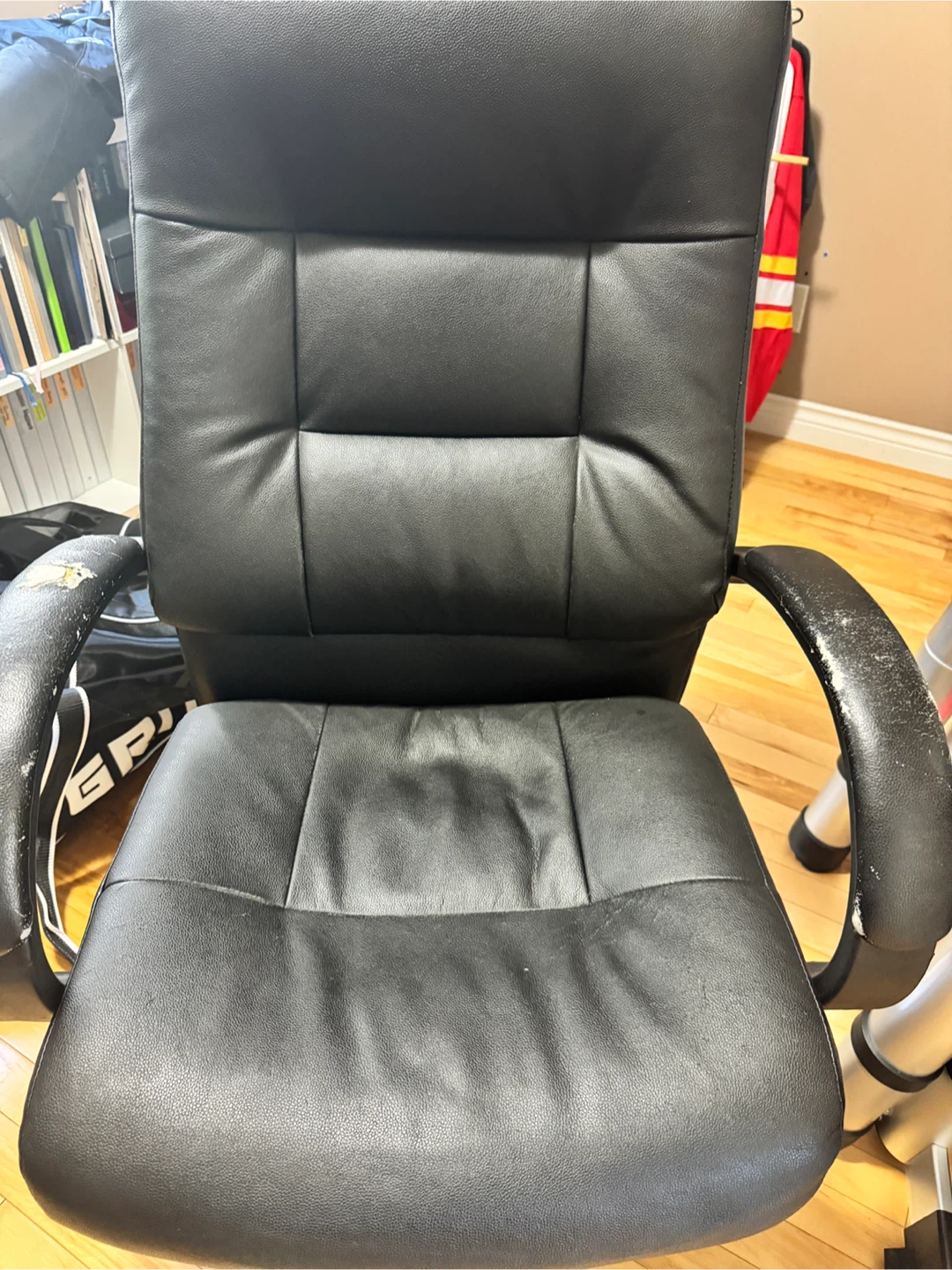 Black Faux Leather Office Chair - photo 4