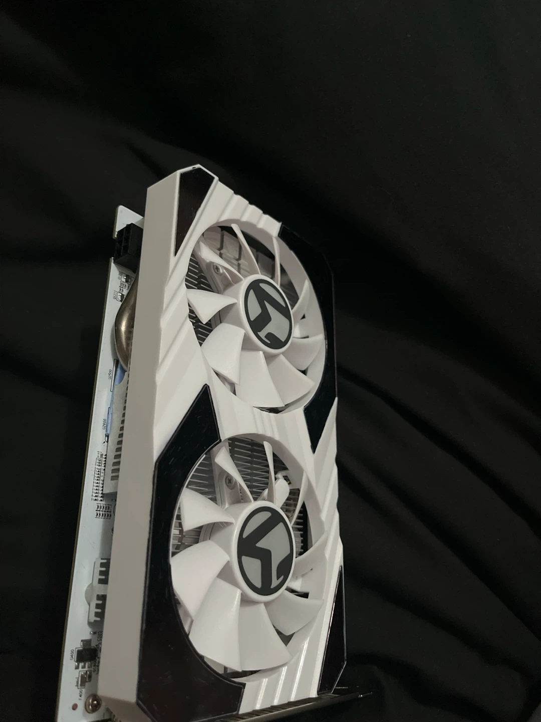 MLLSE White Dual Fan Graphics Card - photo 4