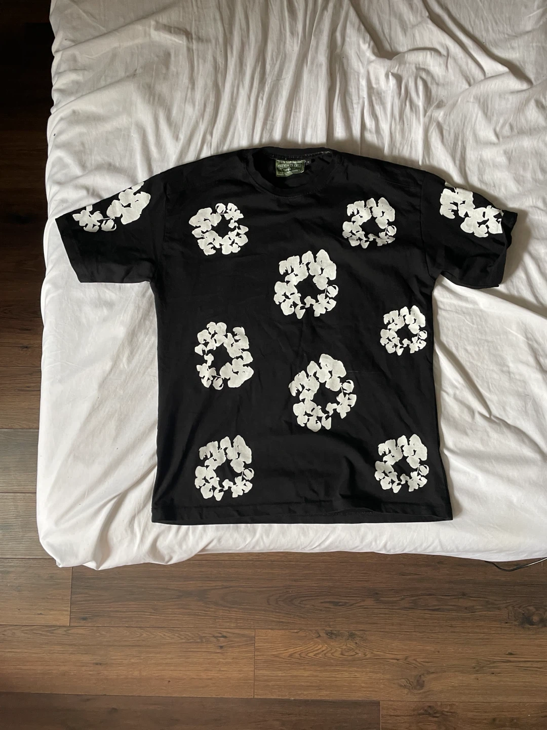 Denim Tears Cotton Wreath T-Shirt Black Size L