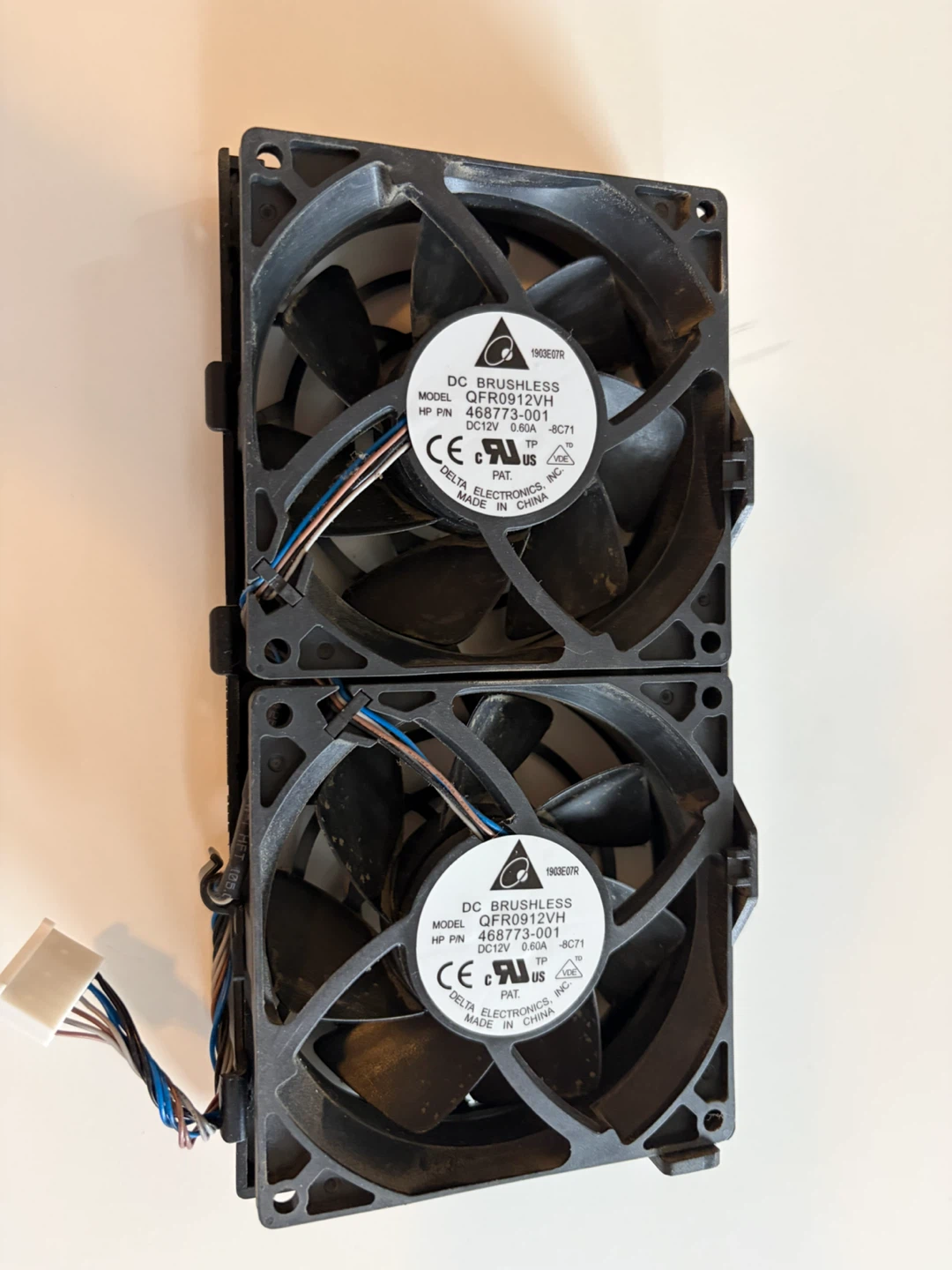 Hoz600 Delta Electronics QFR0912VH DC Computer Fan - photo 2