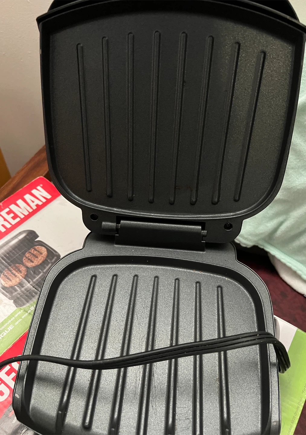 George Foreman 2 Serving Classic Plate Grill - photo 3