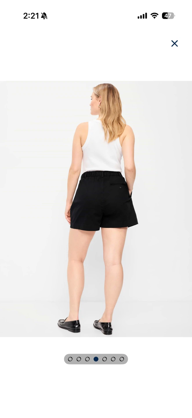 Black high-waisted pleated shorts - photo 2