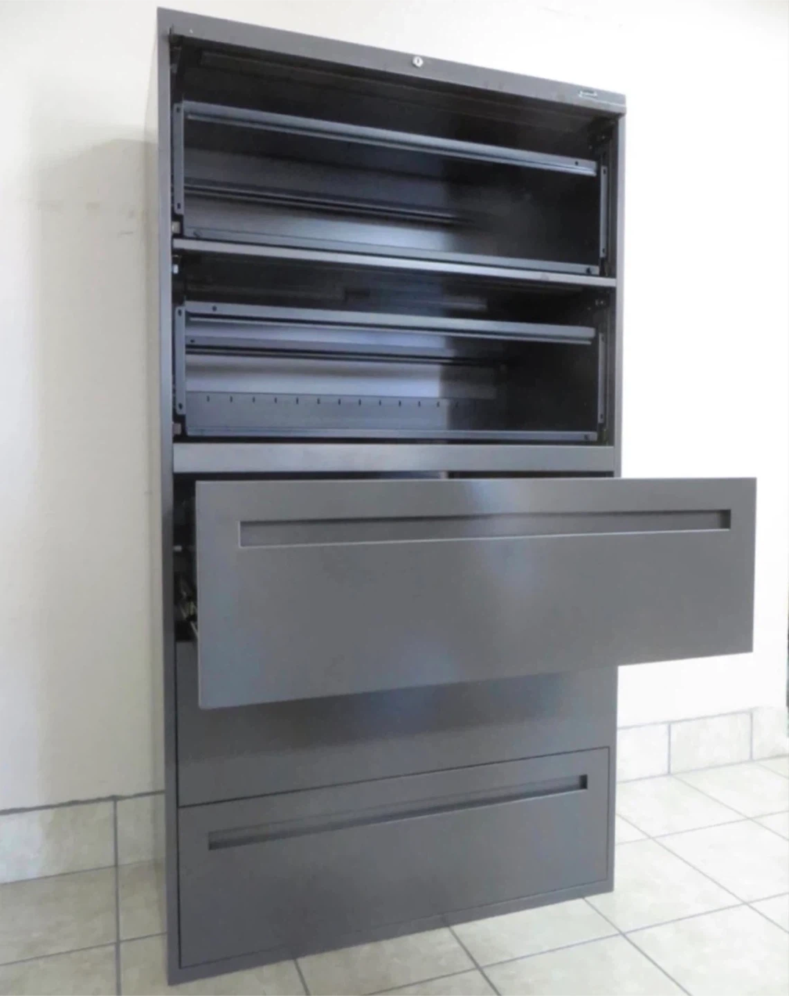 5 Drawers Lateral Metal Filing Cabinets, Lock and Key - photo 2