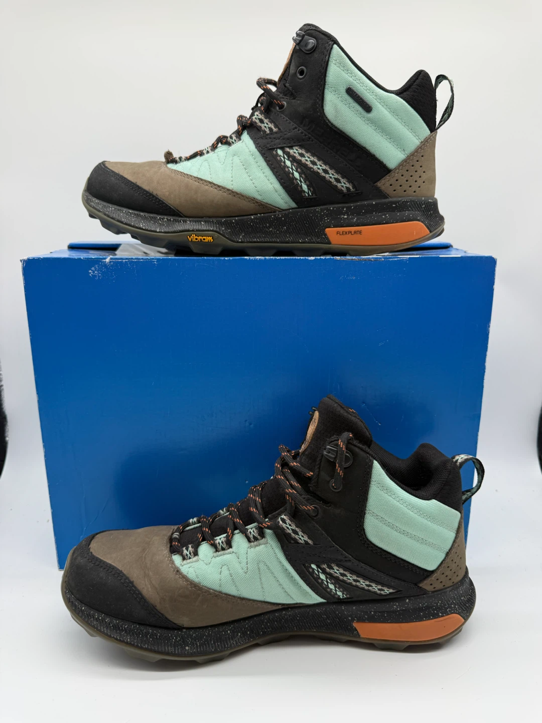 Merrell Zion Mid Waterproof Women’s Hiking Boots Size US 9