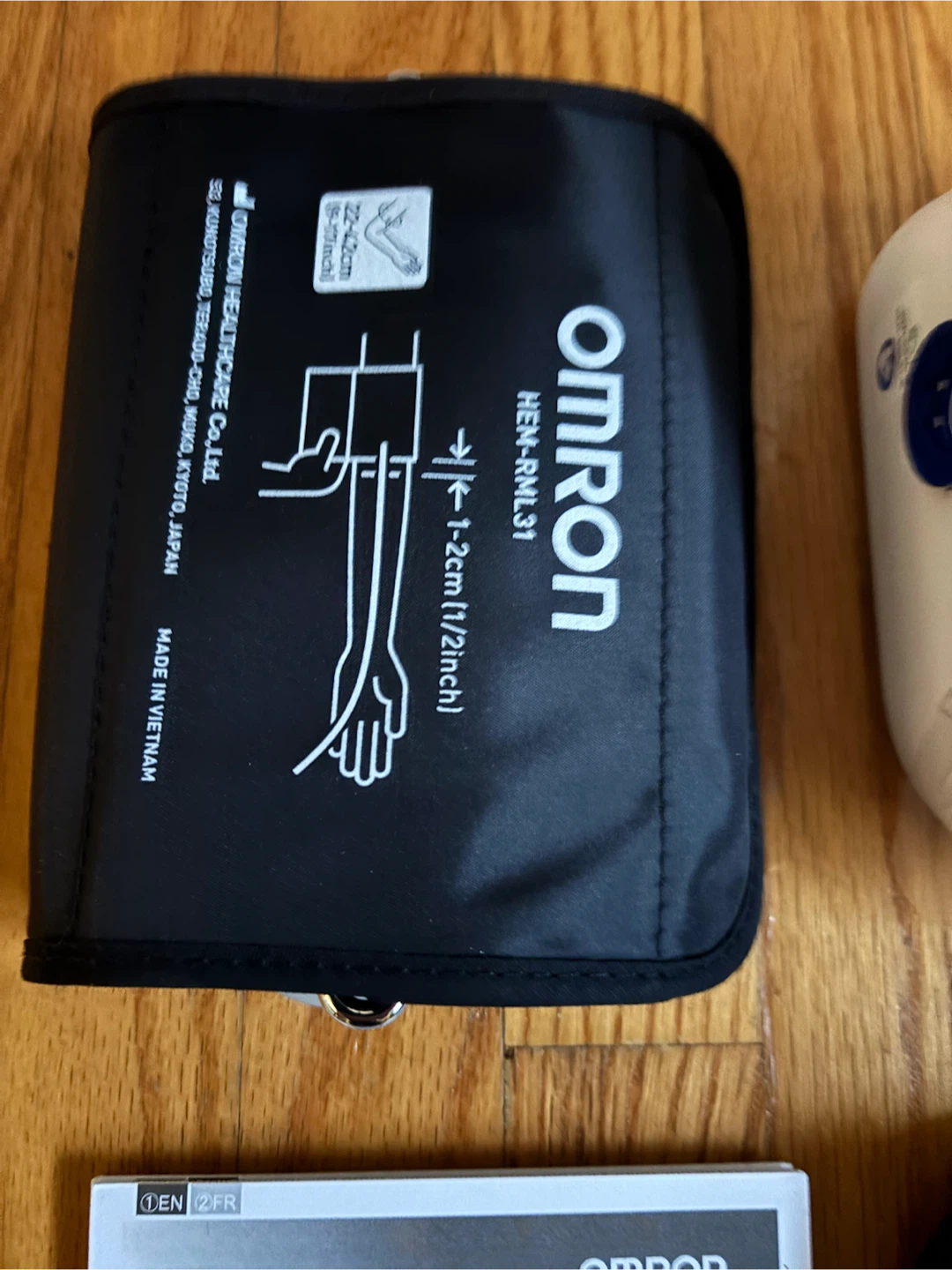 Omron Bronze Upper Arm Blood Pressure Monitor BP5150 New - photo 3