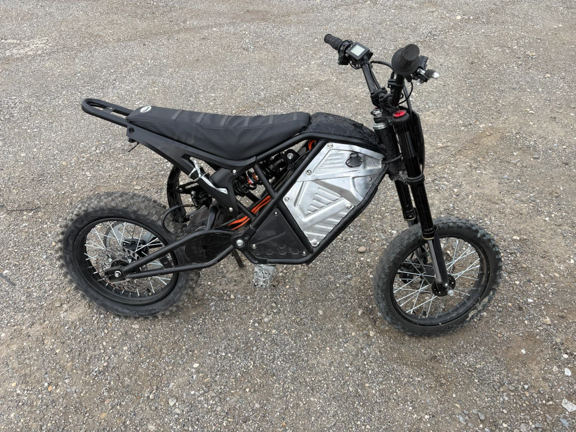 Black electric dirt bike - photo 3