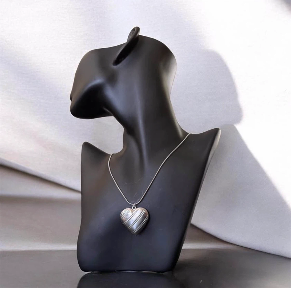 Stainless Steel Heart Pendant Necklace - photo 2
