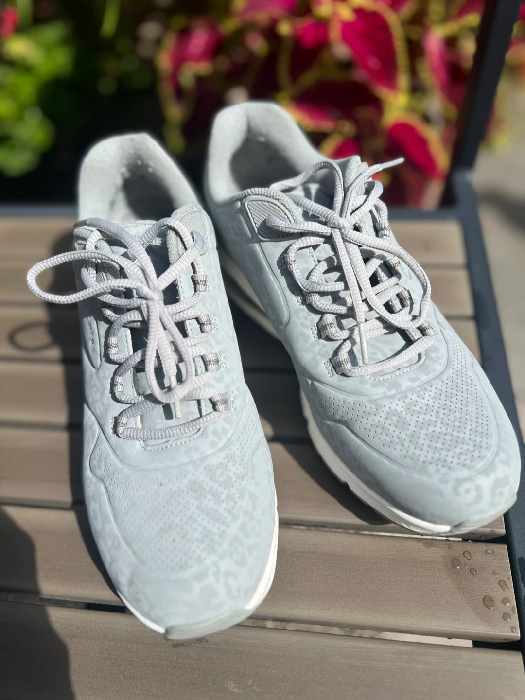 Skechers Women's Grey Leopard Print Sneakers