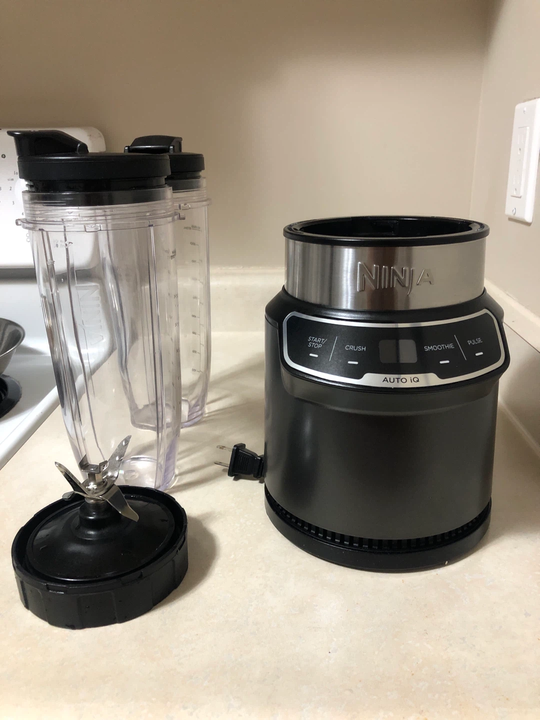 Ninja Auto-IQ Blender set with two cups
