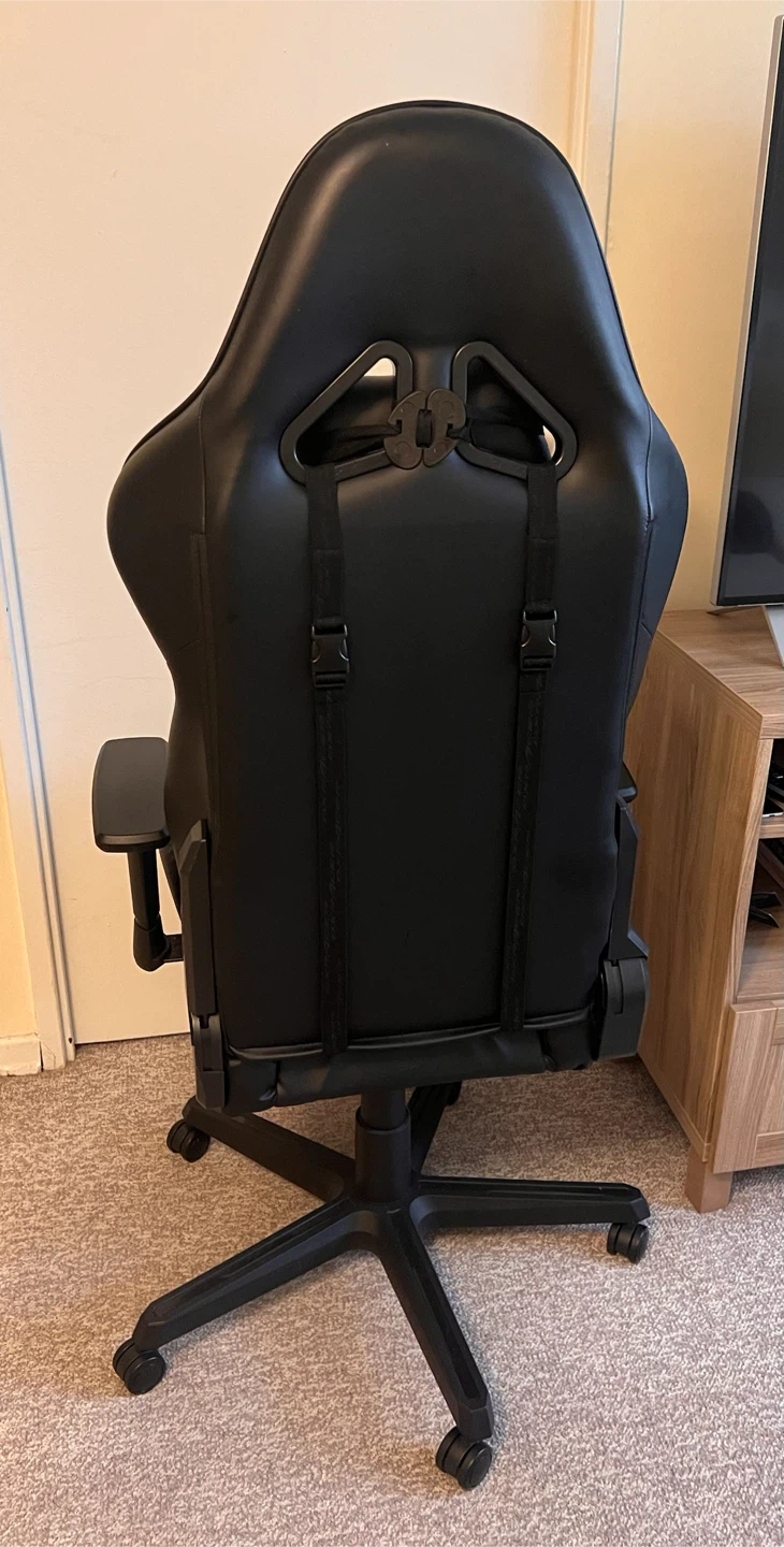 DXRacer Gaming / Office Chair – Excellent Condition - photo 4