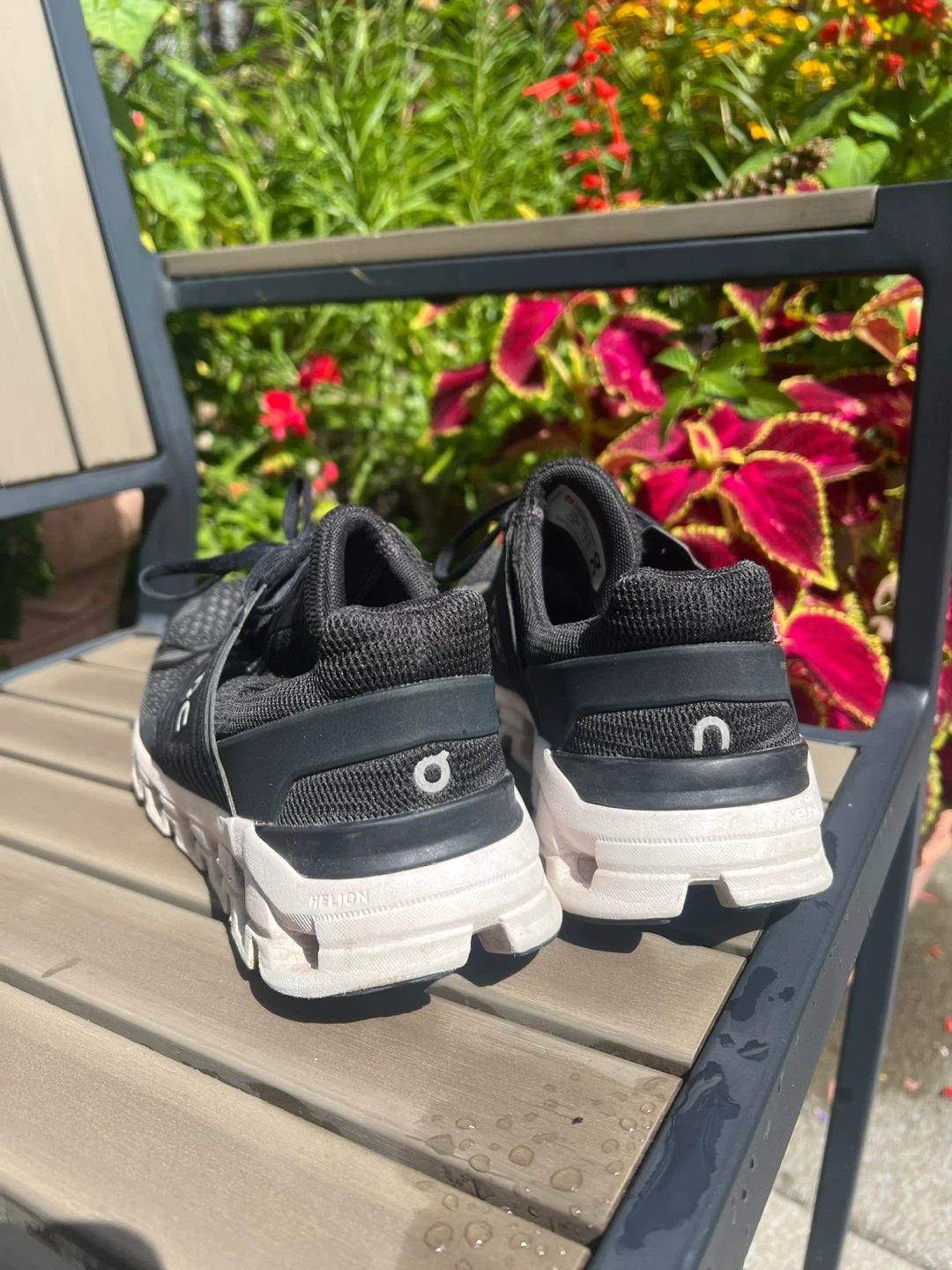 ON Cloud Running Shoes w 7.5 - photo 2