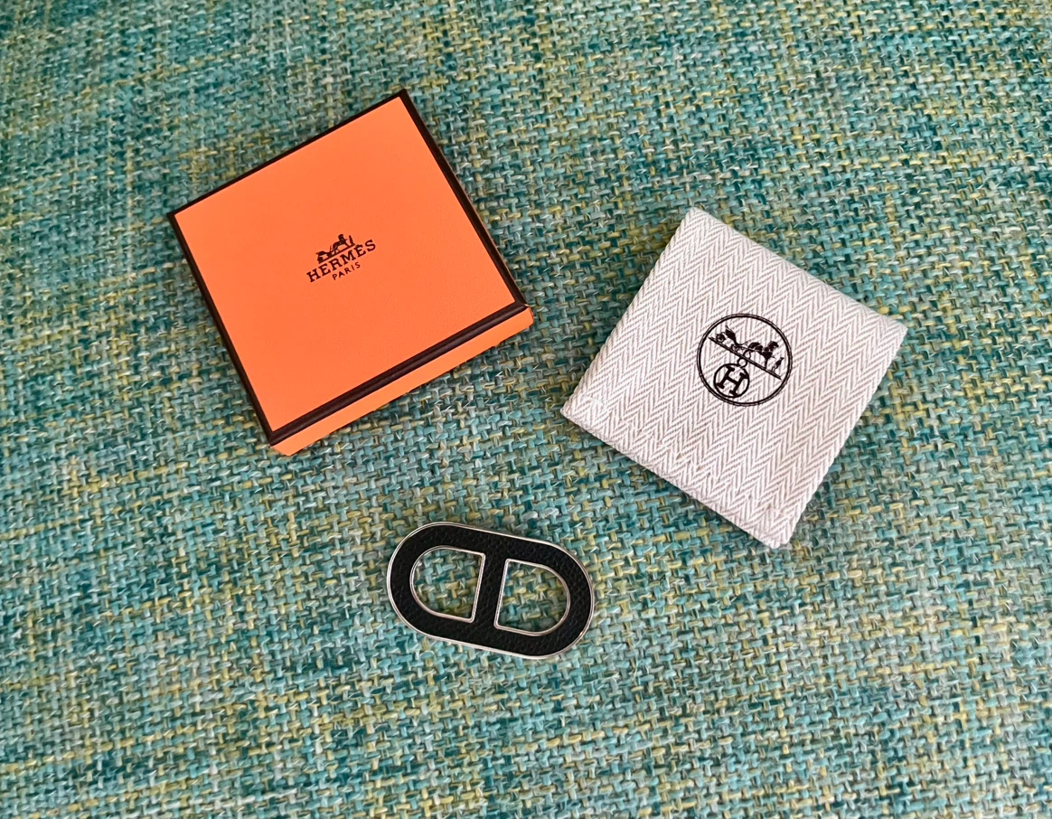 Hermes brooch