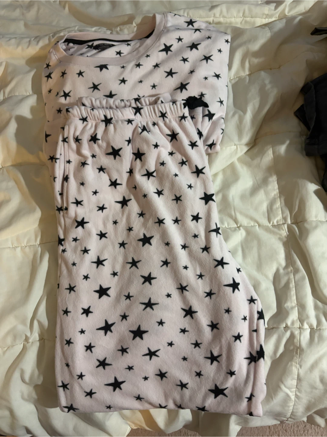 Kate Spade pjs fleece long sleeves and pants - large