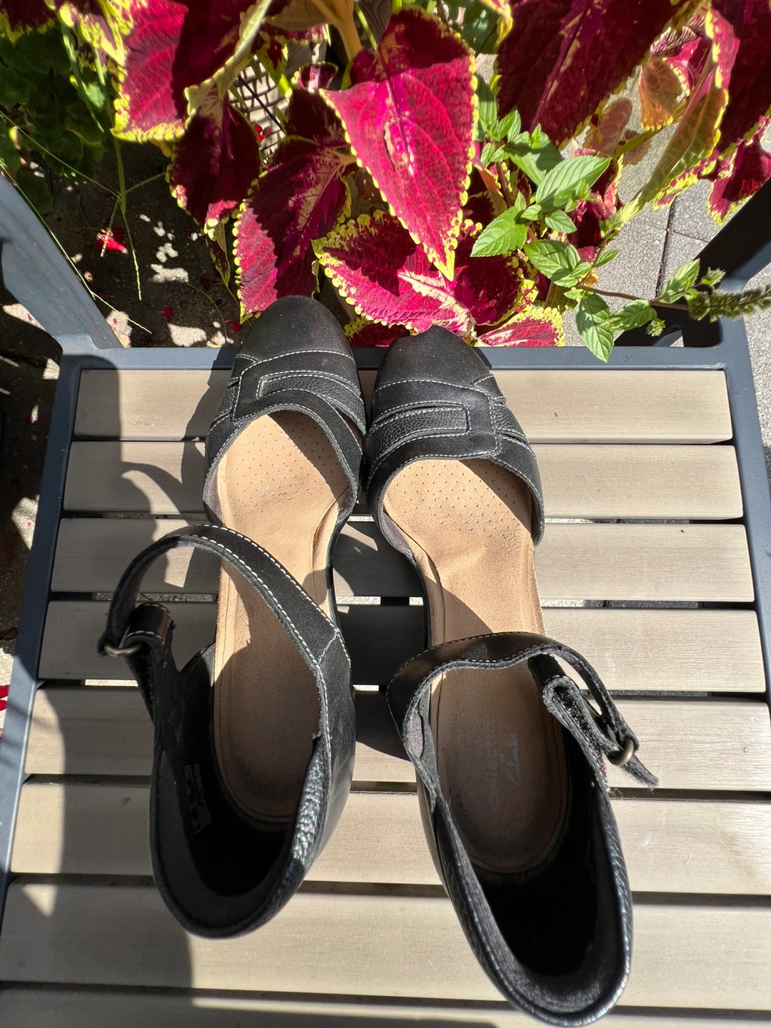 Clarks Women's Black Leather Strappy Wedge Heels - photo 3