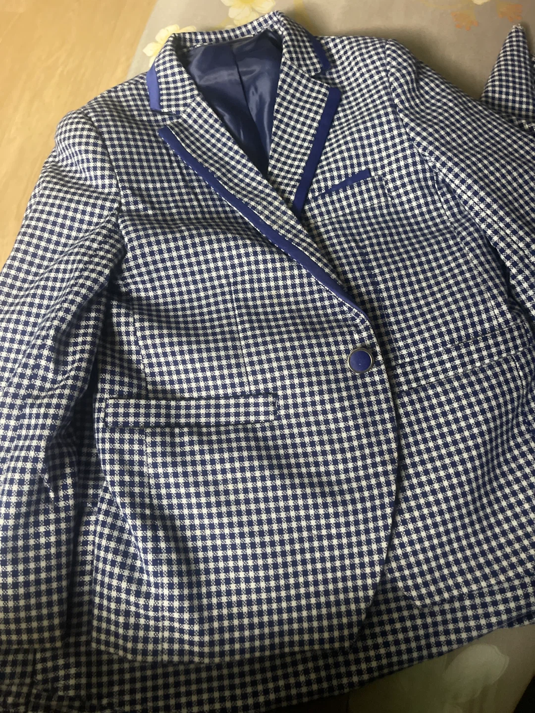 Mini World 3-piece blue and white checkered kids suit size 110 - photo 5