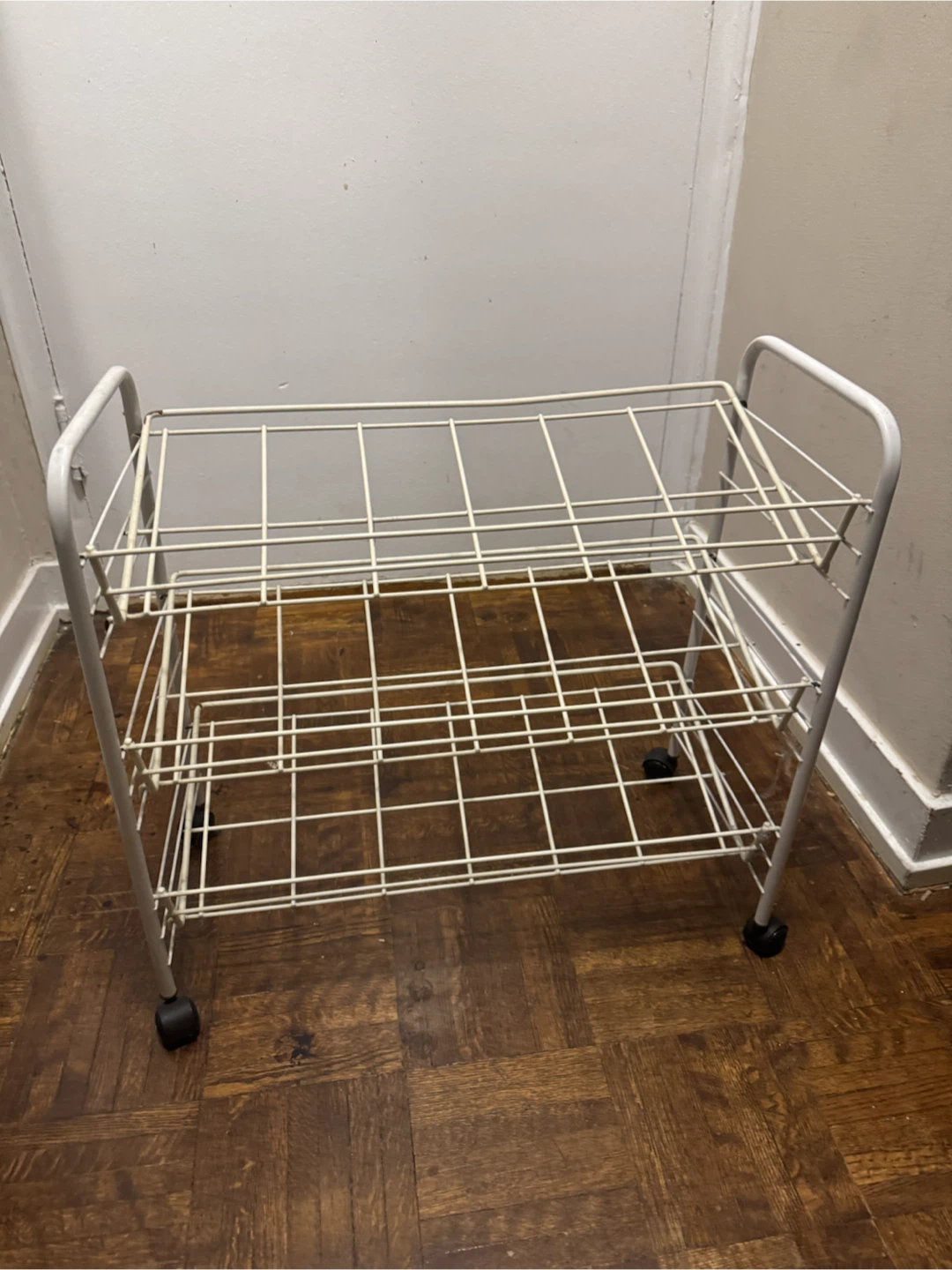 White 3-tier wire rolling cart - photo 2