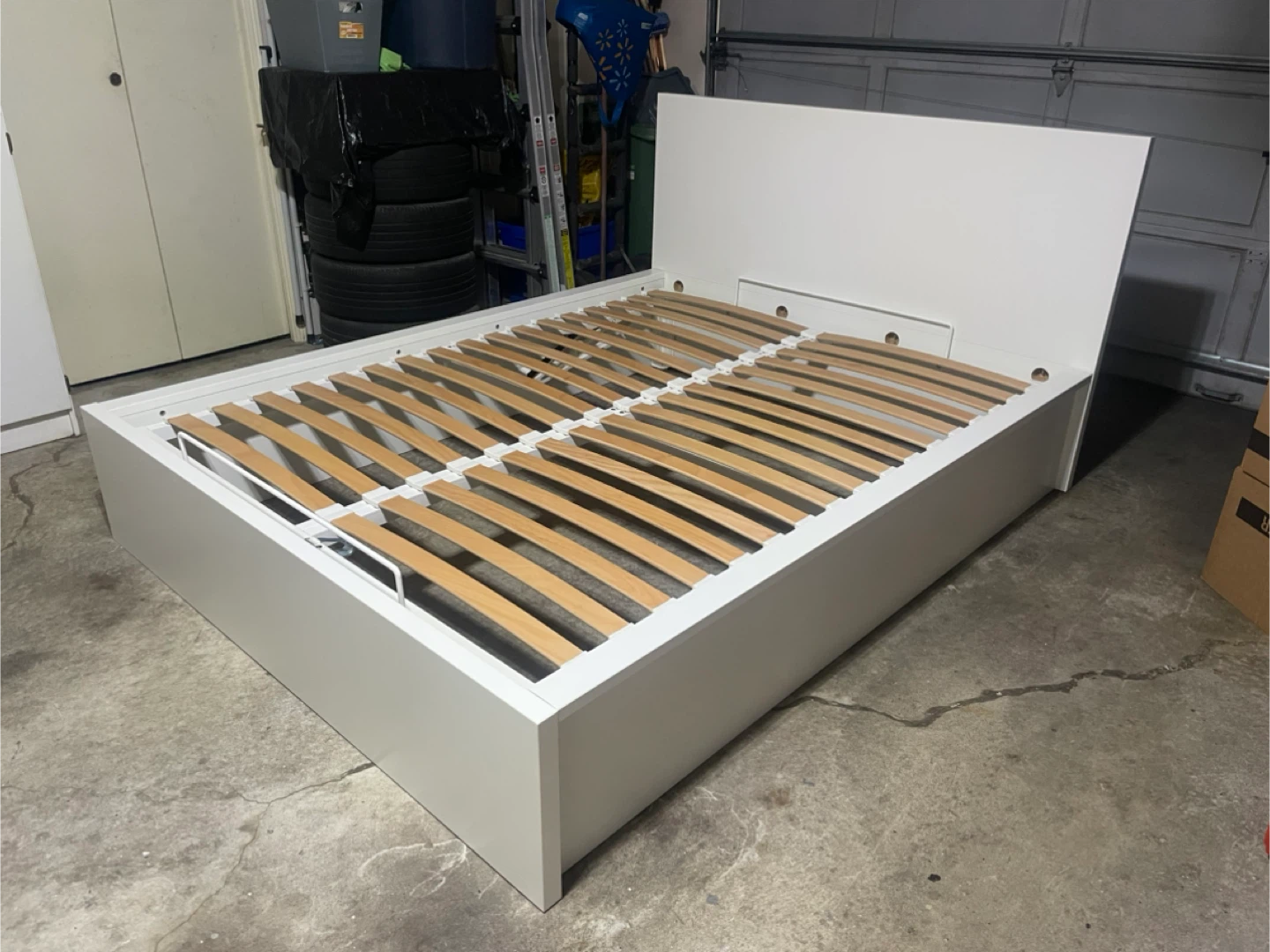 IKEA White Queen Size Malm Pull Up Storage Lift Bed - photo 2