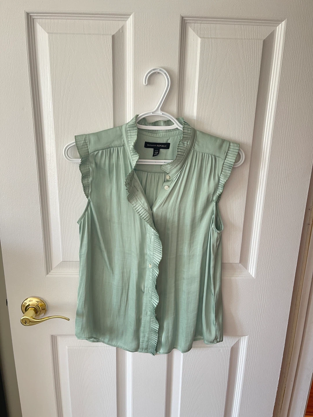 Banana Republic sage green ruffled top