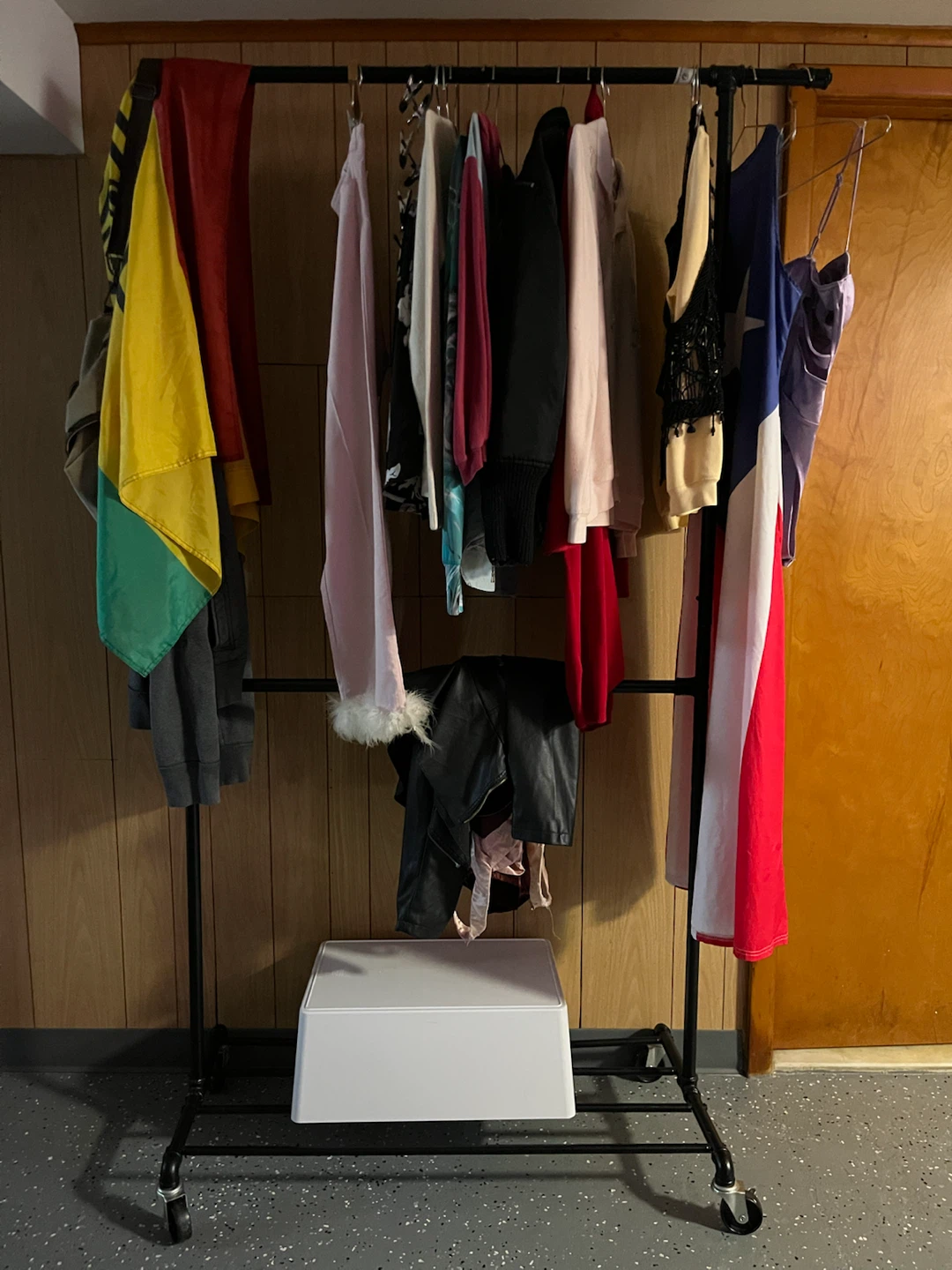 Industrial Clothing rack + white storage container - photo 2